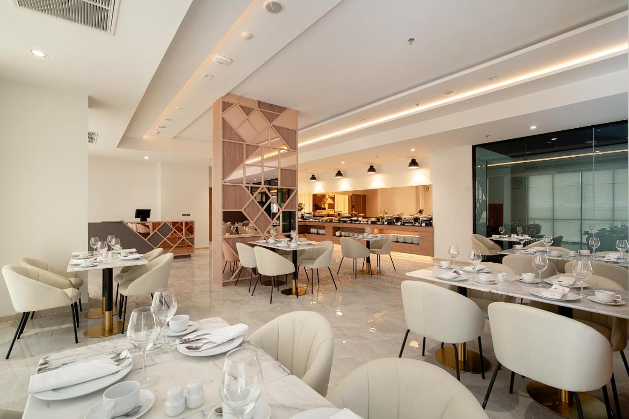 Thaya Hotel Bangkok Exterior photo